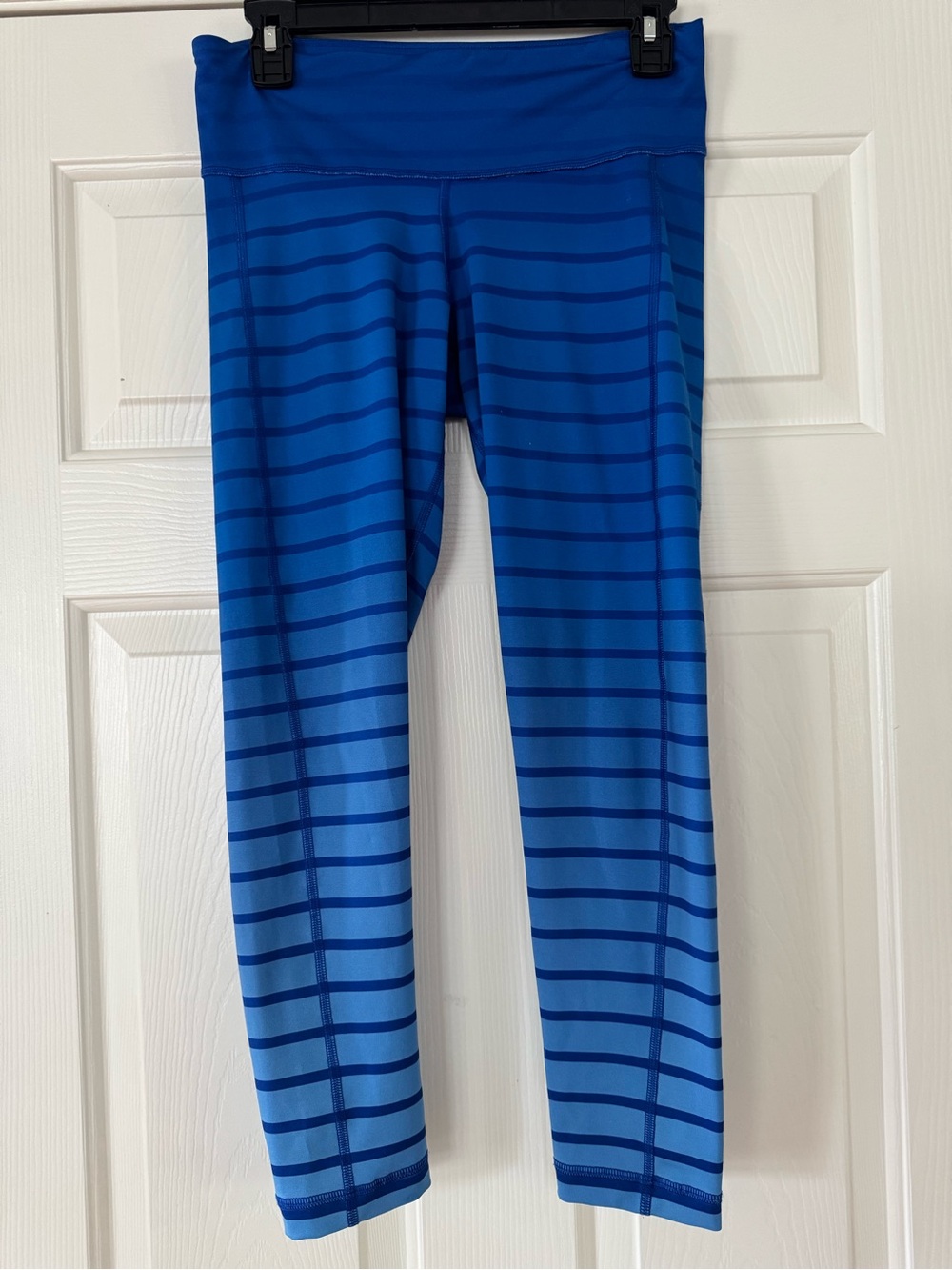 Vineyard Vines Blue Striped Athletic Leggings size small athleisure